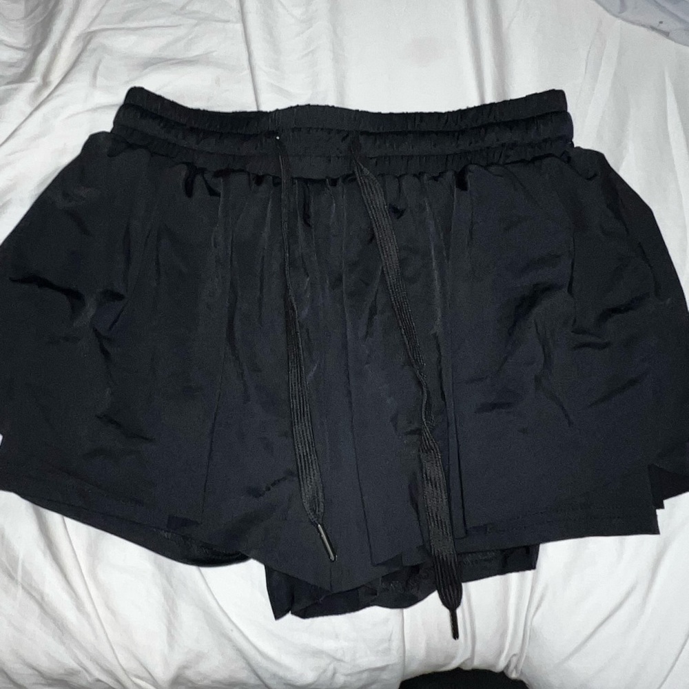 Flowey shorts
